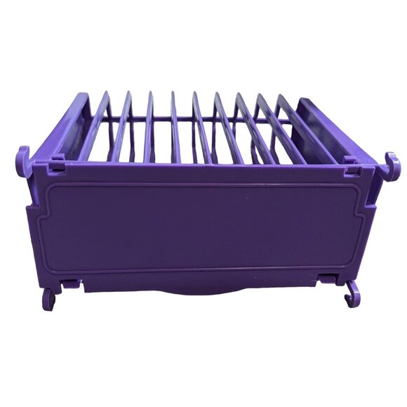 Plastic Hanging Pet Feeder for Hay and Grass for Birdcage or Rodent Enclosure Pu - Picture 9 of 10